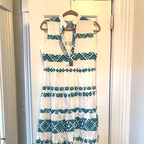 Tribal Maxi Dress with front slit - Picture 4 of 4